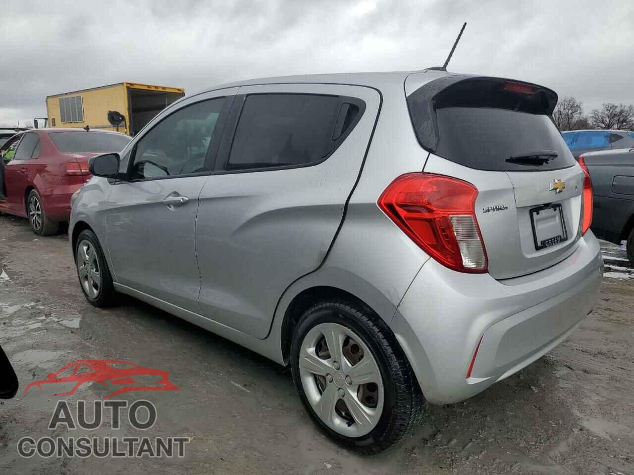 CHEVROLET SPARK 2019 - KL8CA6SA3KC736251