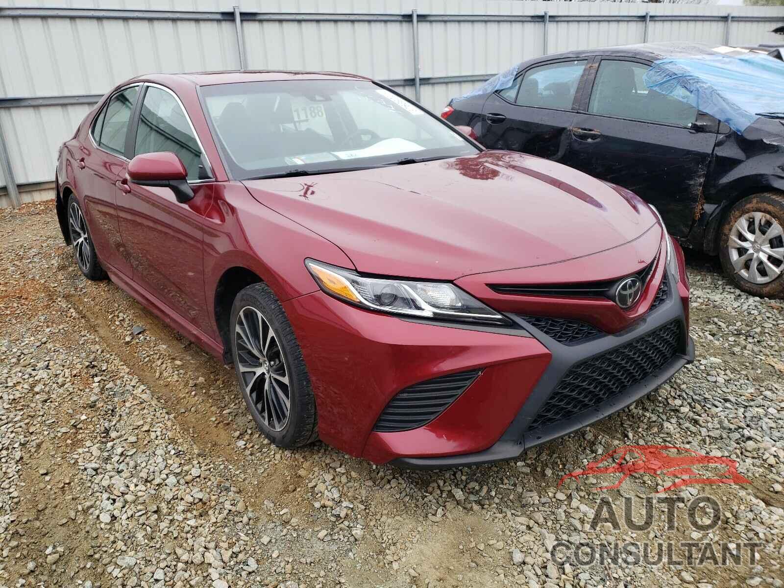 TOYOTA CAMRY 2018 - 4T1B11HK2JU531496