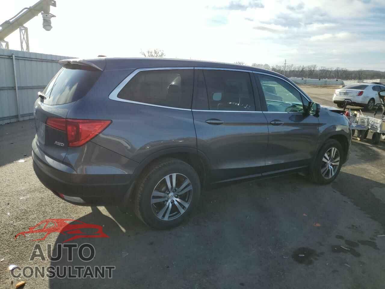 HONDA PILOT 2017 - 5FNYF6H50HB088582