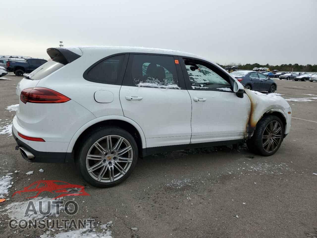 PORSCHE CAYENNE 2018 - WP1AA2A2XJKA03215