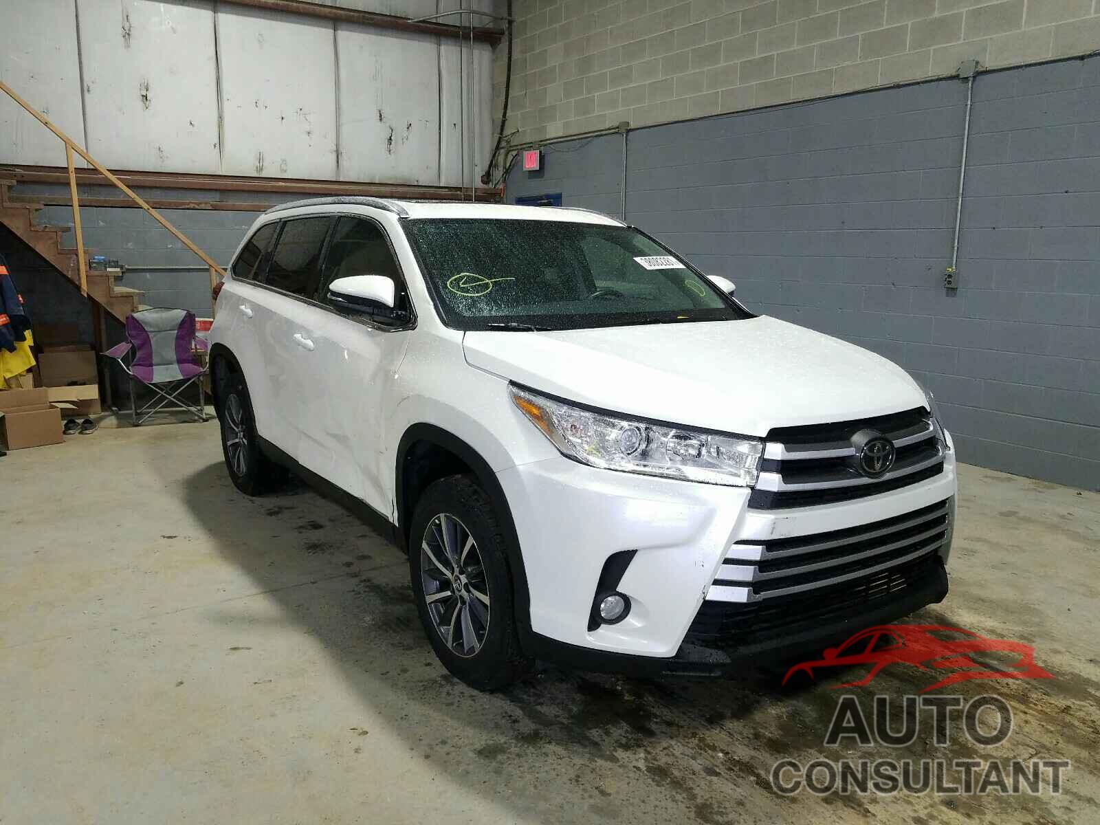 TOYOTA HIGHLANDER 2019 - 5TDJZRFH8KS577001