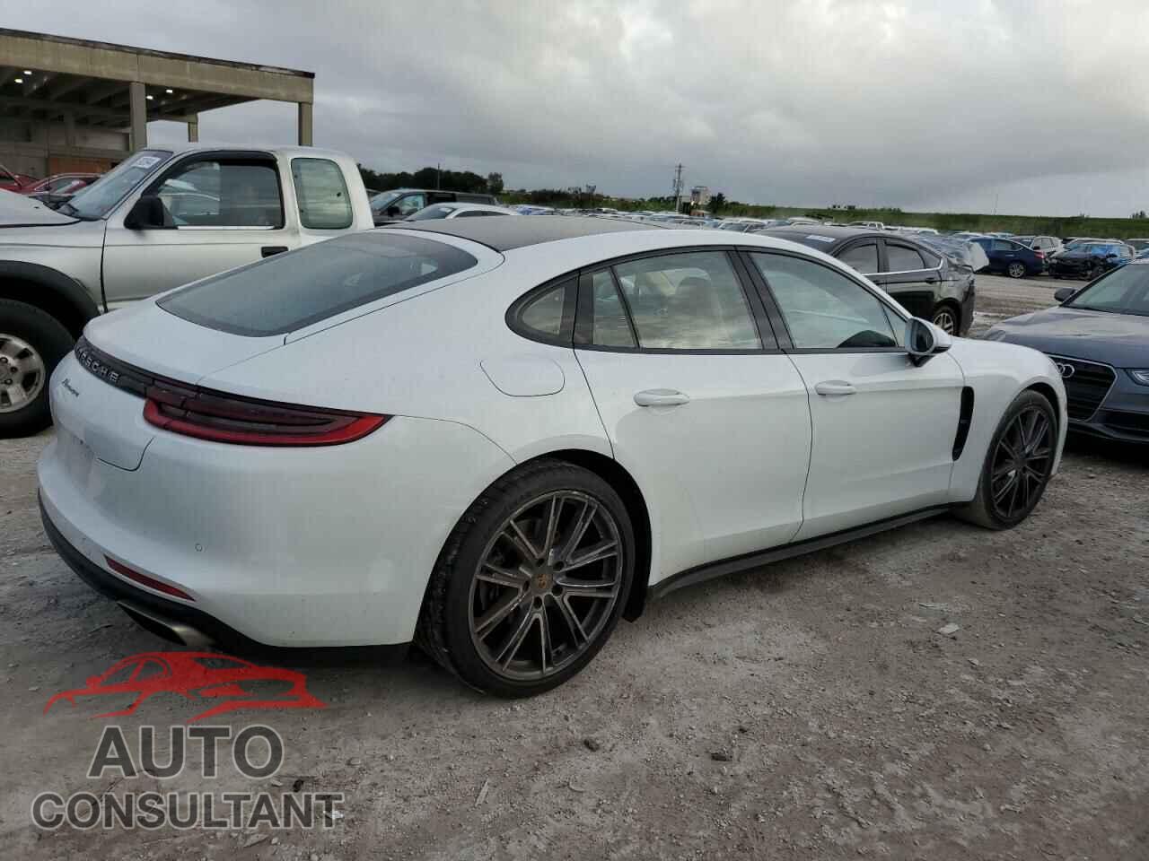 PORSCHE PANAMERA 2018 - WP0AA2A70JL101290