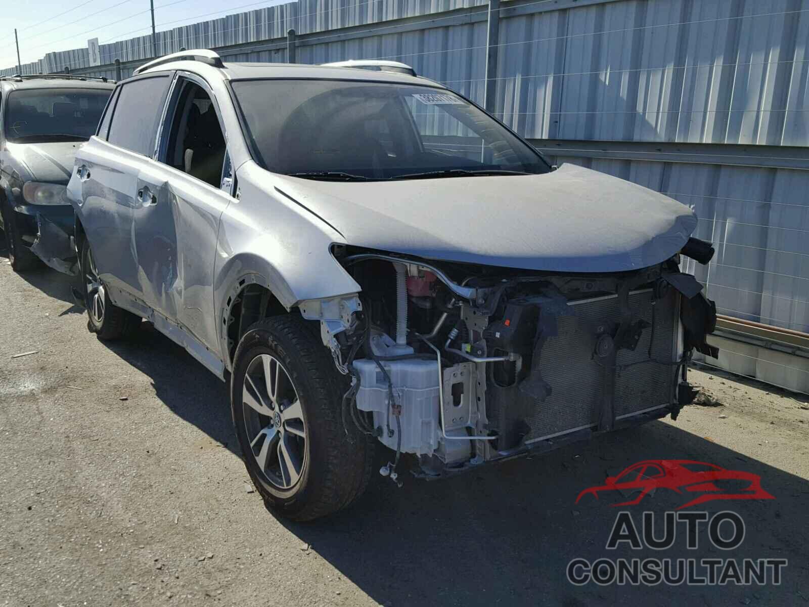 TOYOTA RAV4 XLE 2016 - 2T3WFREV7GW264243
