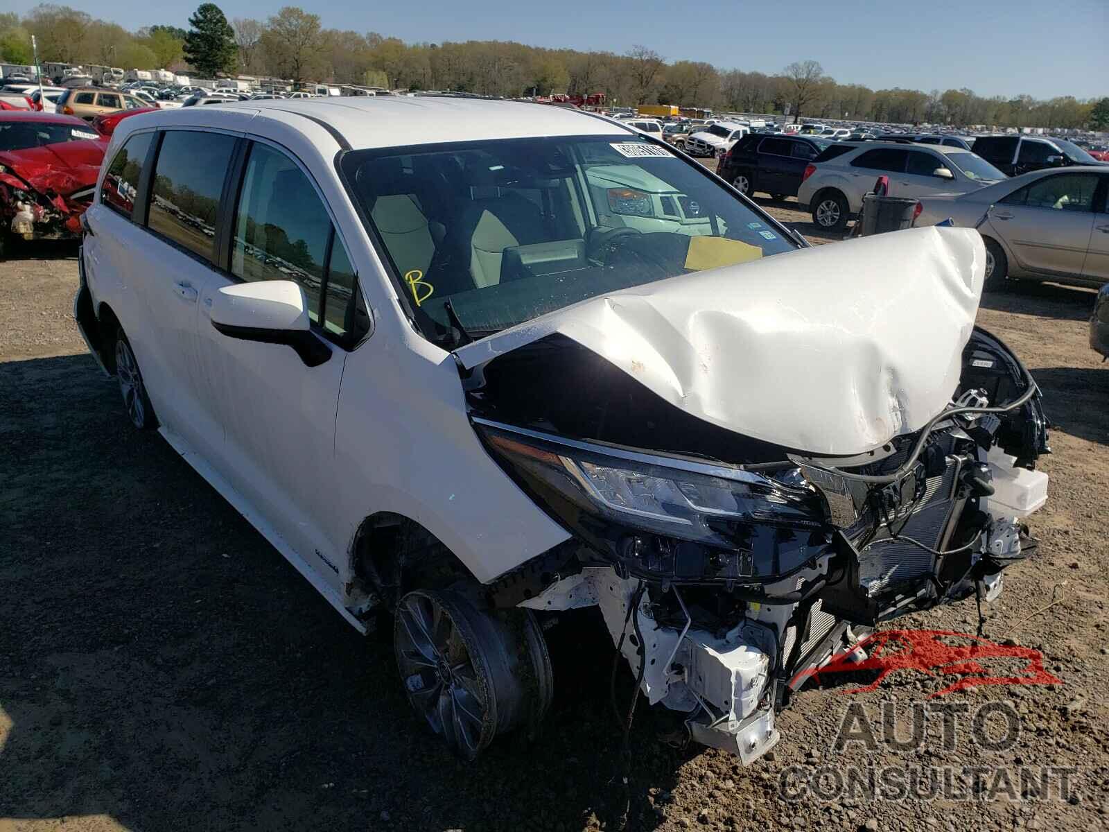 TOYOTA SIENNA 2021 - 5TDKRKEC5MS015951