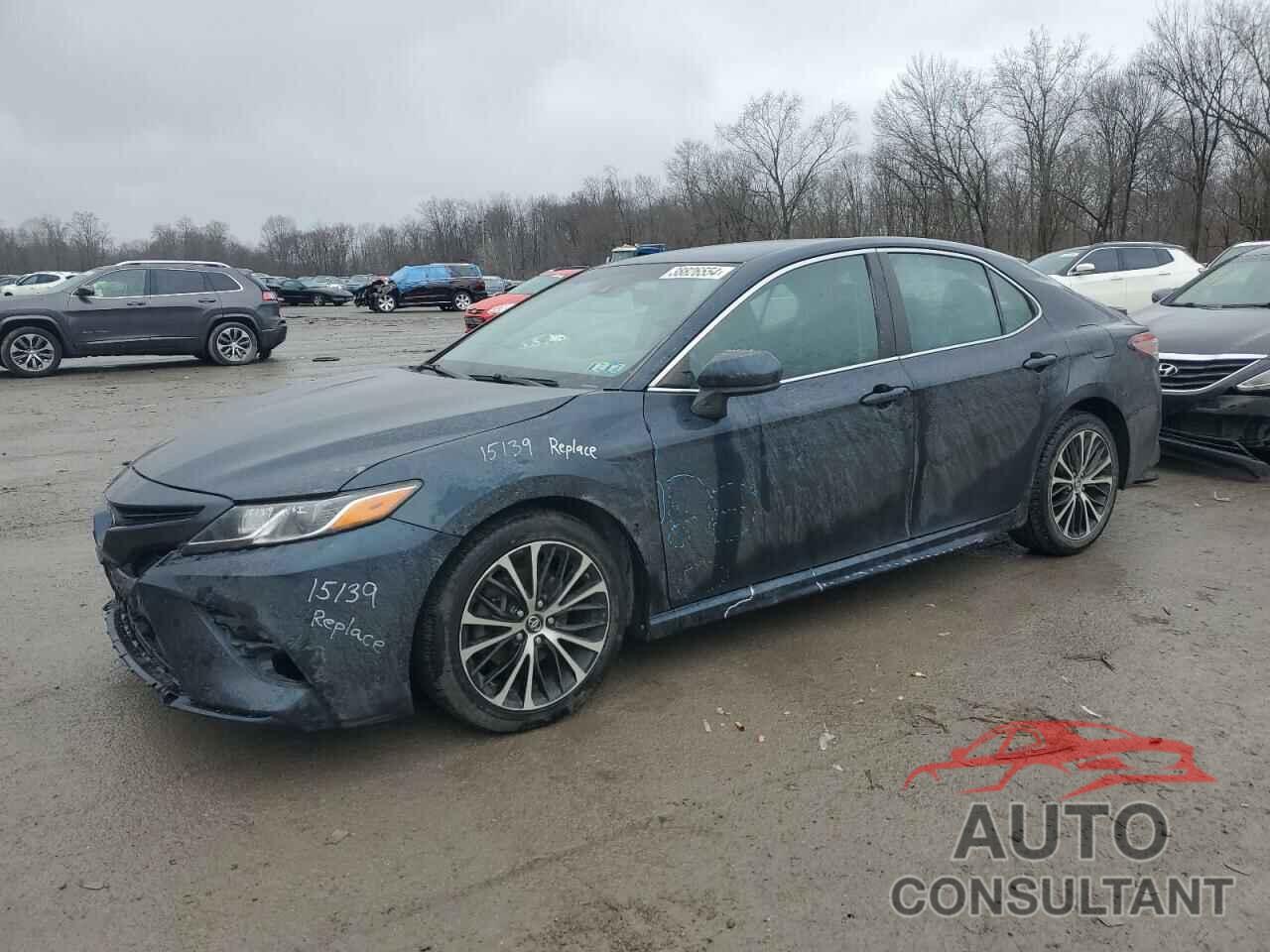 TOYOTA CAMRY 2018 - 4T1B11HK0JU570300