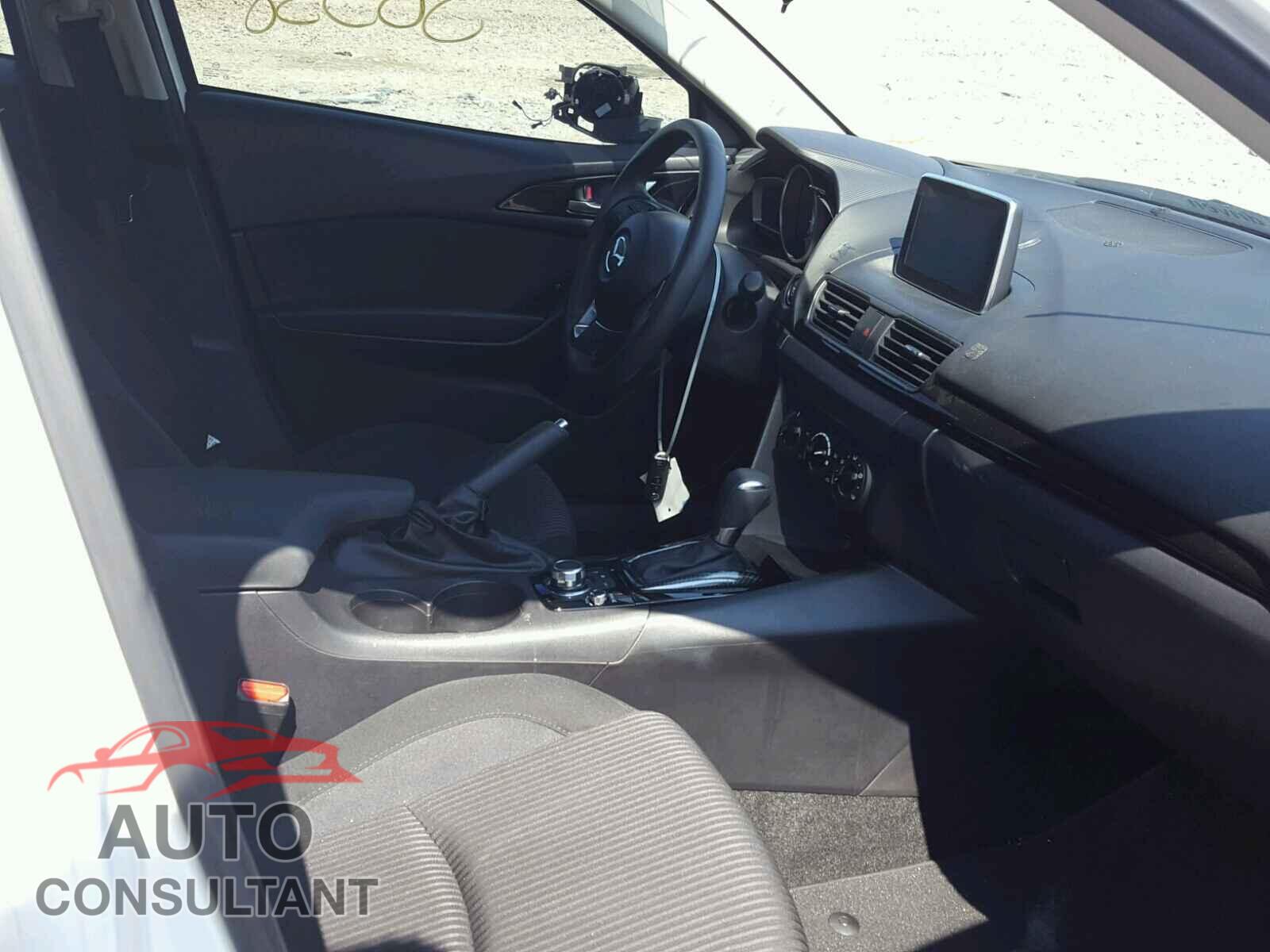 MAZDA 3 2016 - 3MZBM1K76GM280721