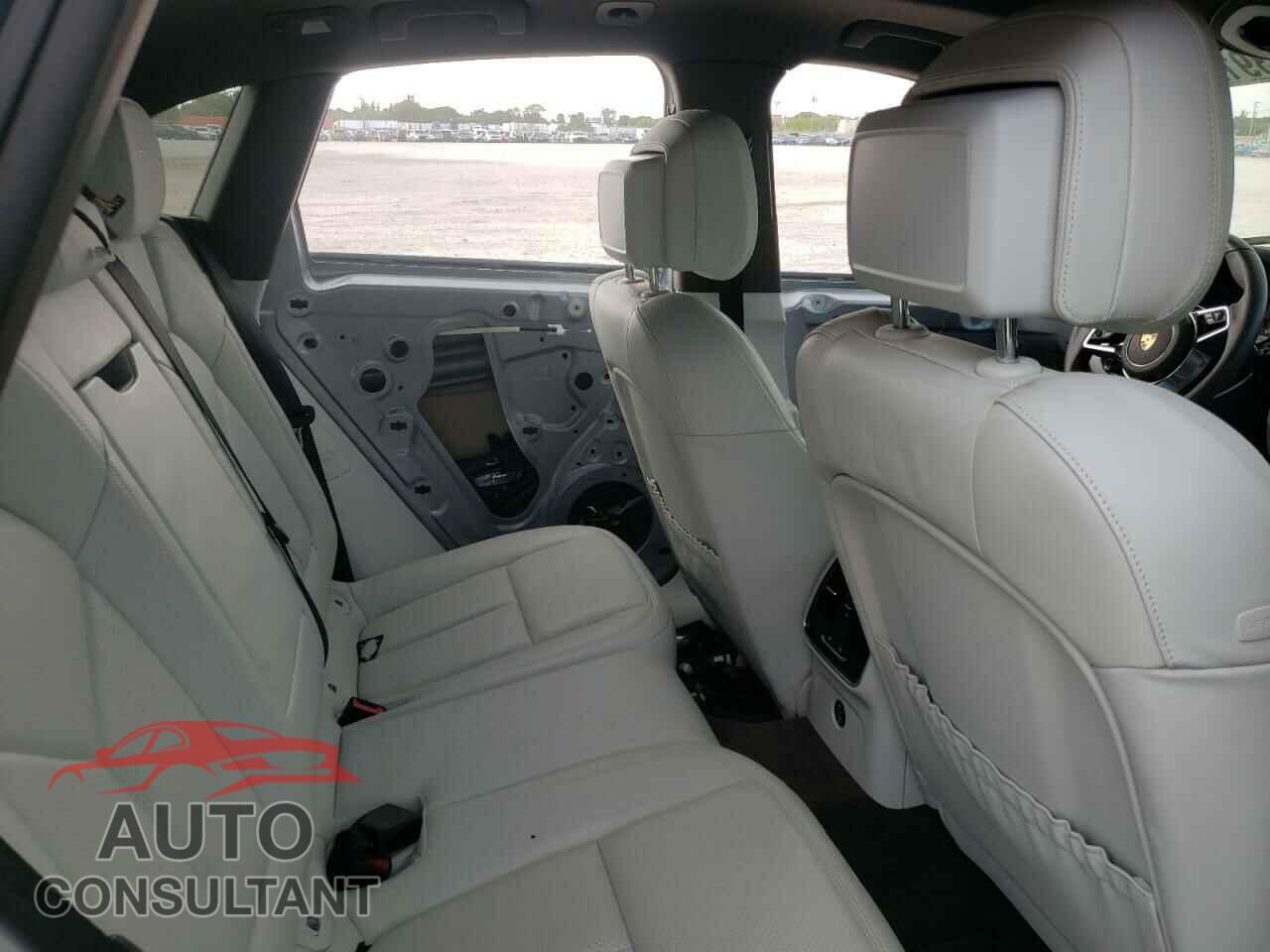 PORSCHE MACAN 2017 - WP1AG2A52HLB54806