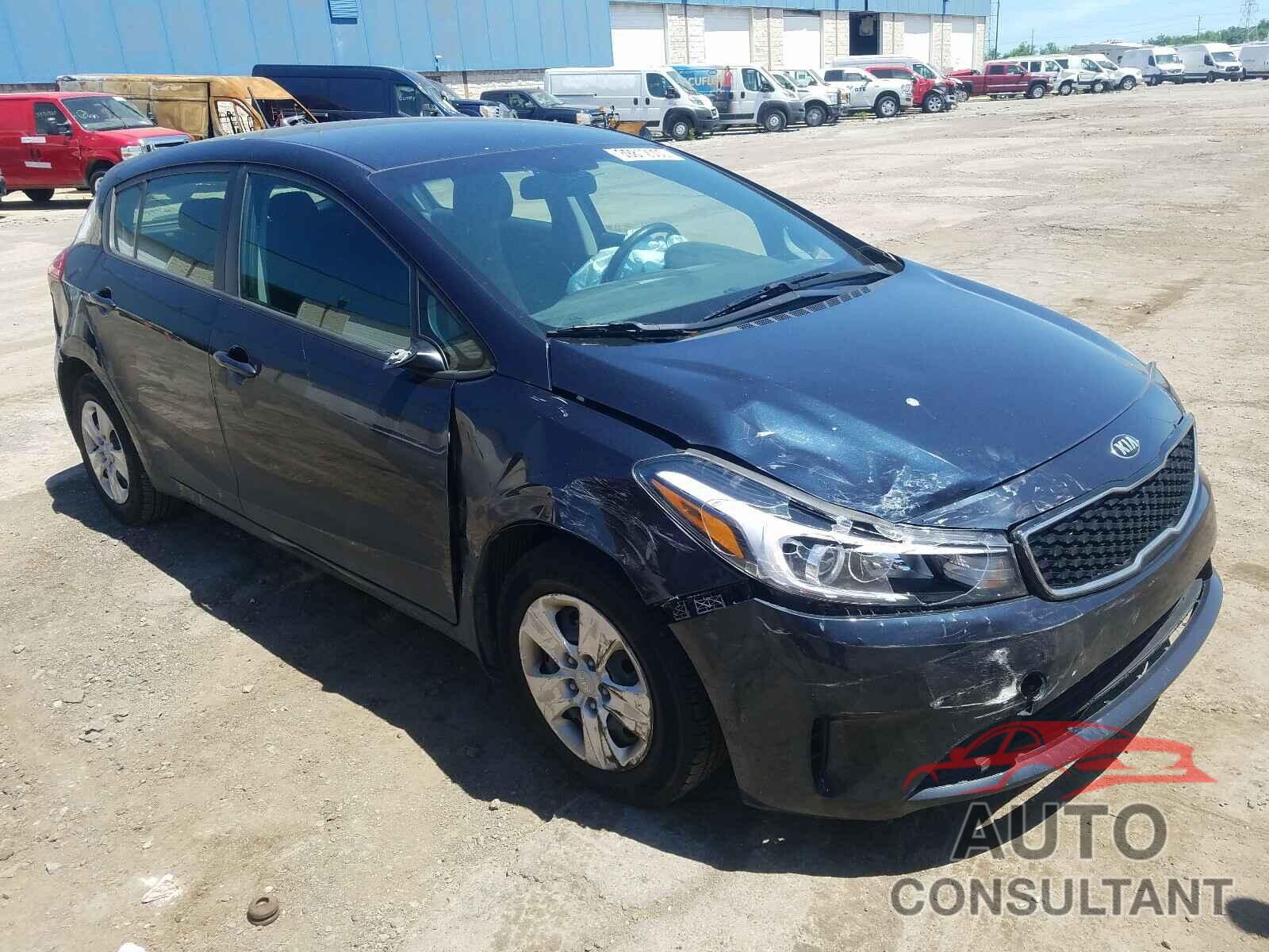 KIA FORTE 2017 - KNAFK5A80H5714020