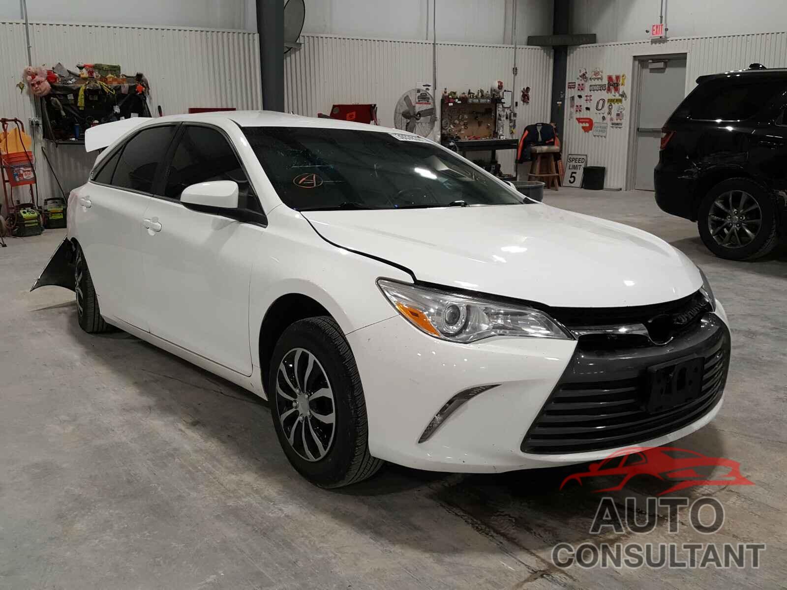 TOYOTA CAMRY 2017 - 4T1BF1FK0HU631207