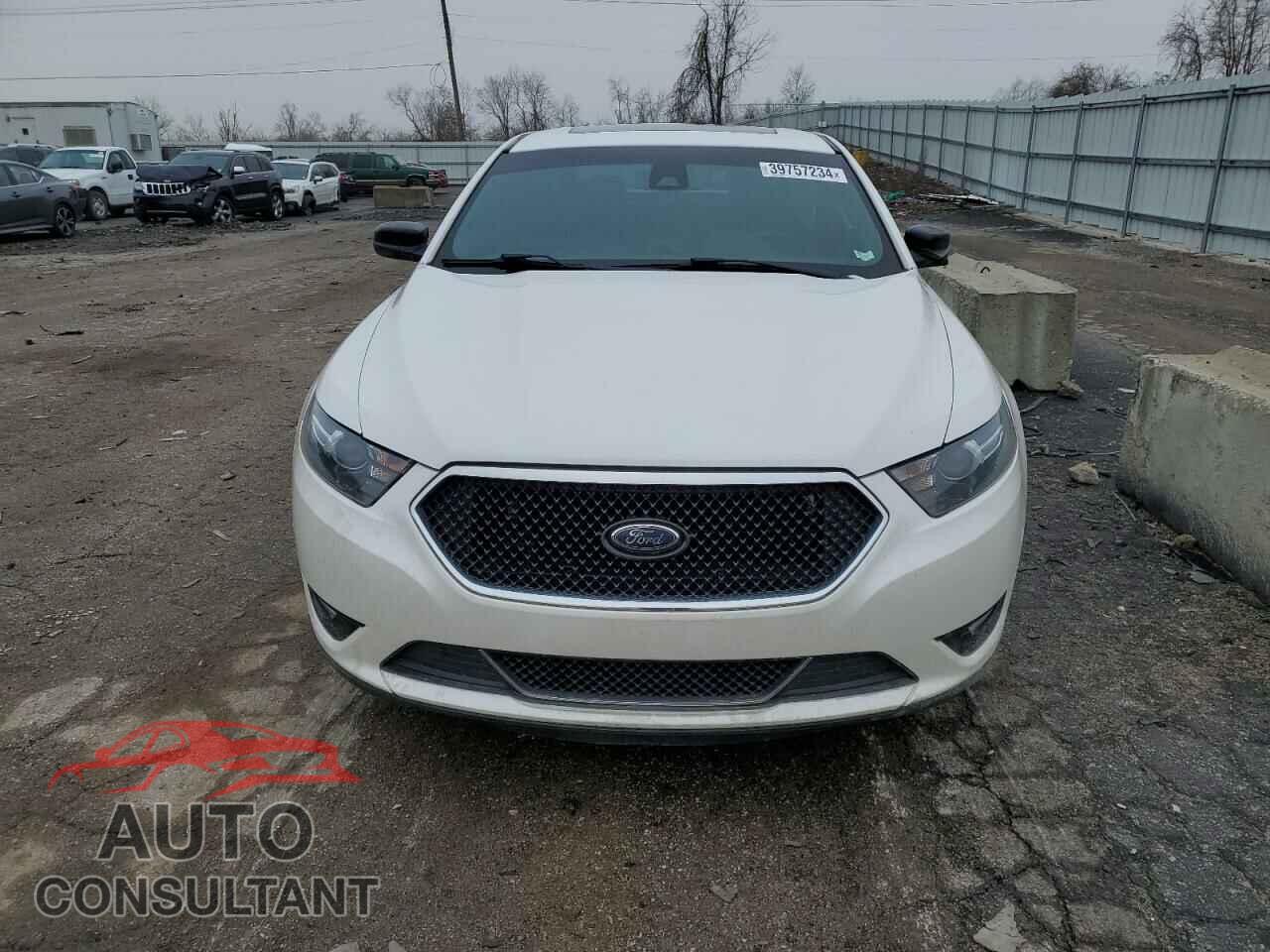 FORD TAURUS 2016 - 1FAHP2KT2GG150300