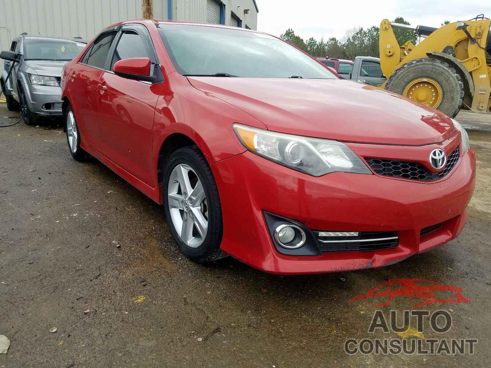 TOYOTA CAMRY 2014 - JTMDJREV5GD052718