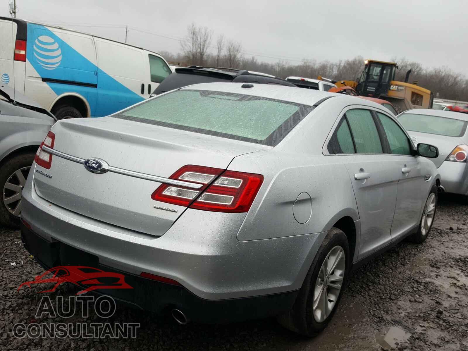 FORD TAURUS 2017 - 1FAHP2D85HG111212