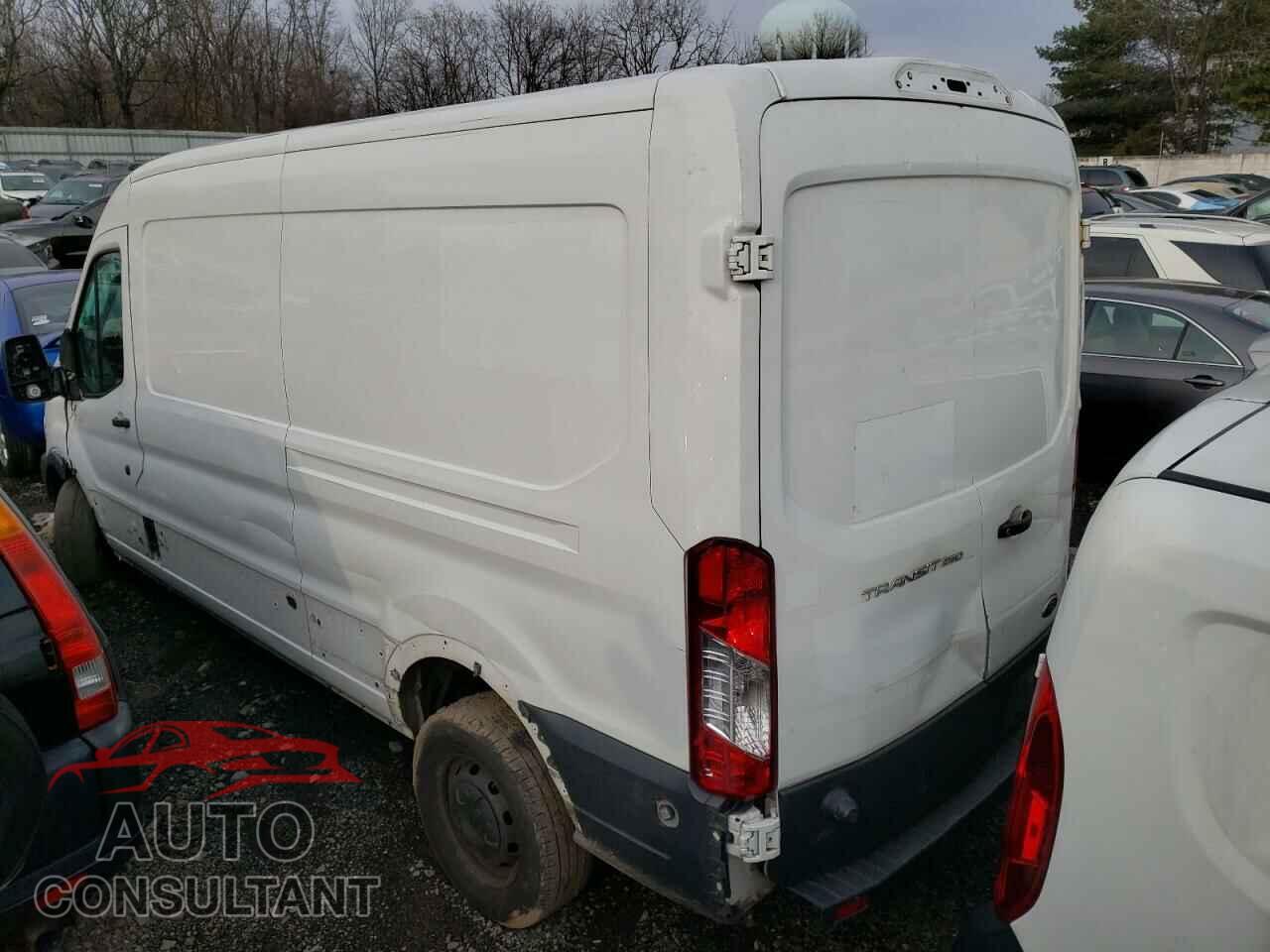 FORD TRANSIT CO 2018 - 1FTYR2CM9JKB49158