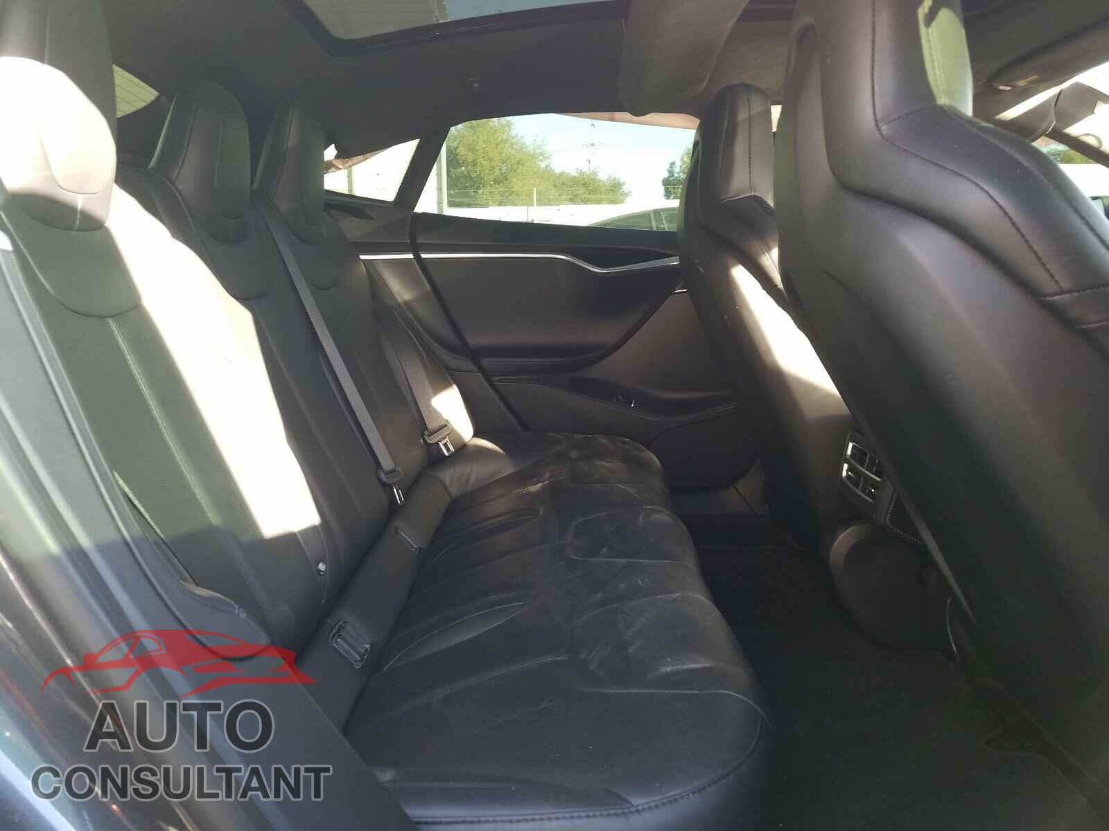 TESLA MODEL S 2016 - 5YJSA1E21GF146165