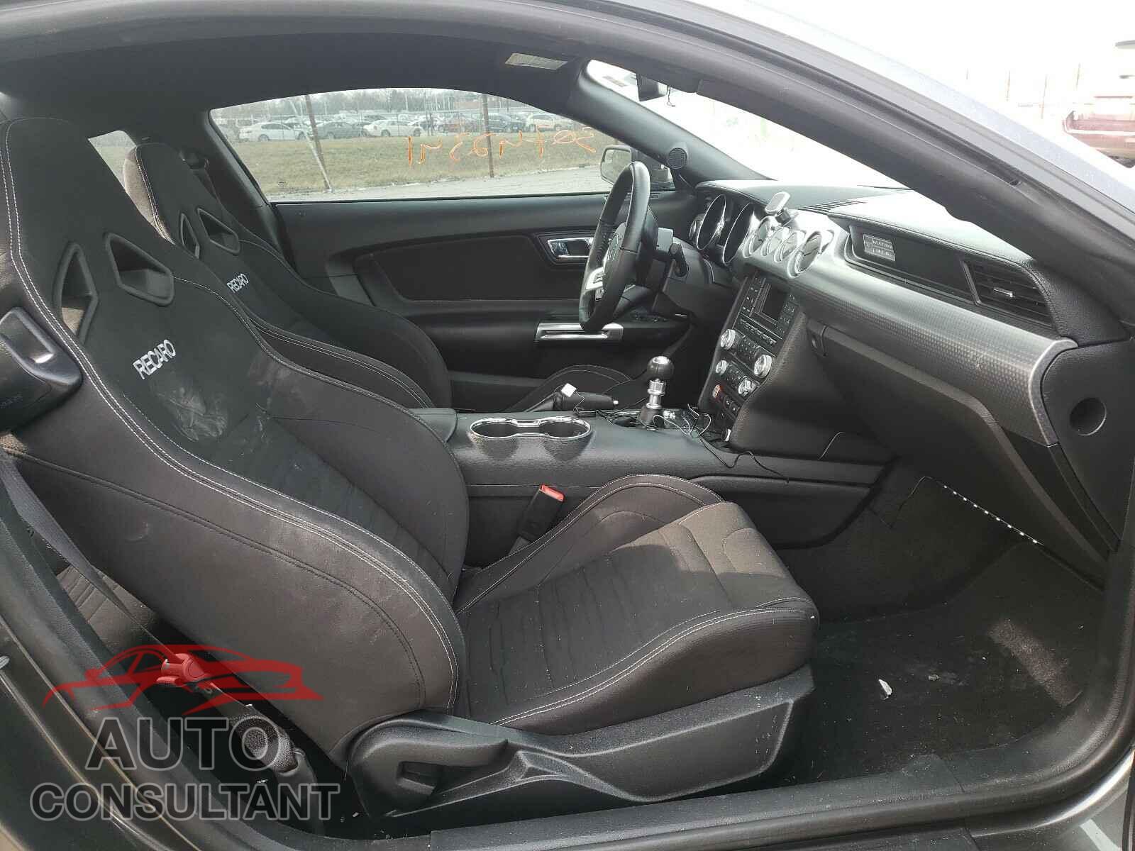 FORD MUSTANG 2017 - 1FA6P8TH4H5221272