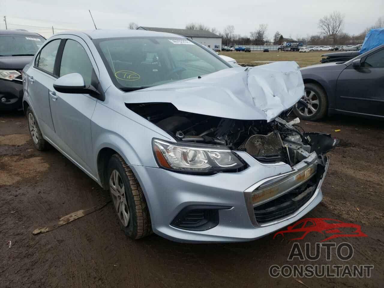 CHEVROLET SONIC 2017 - 1G1JB5SG8H4135780