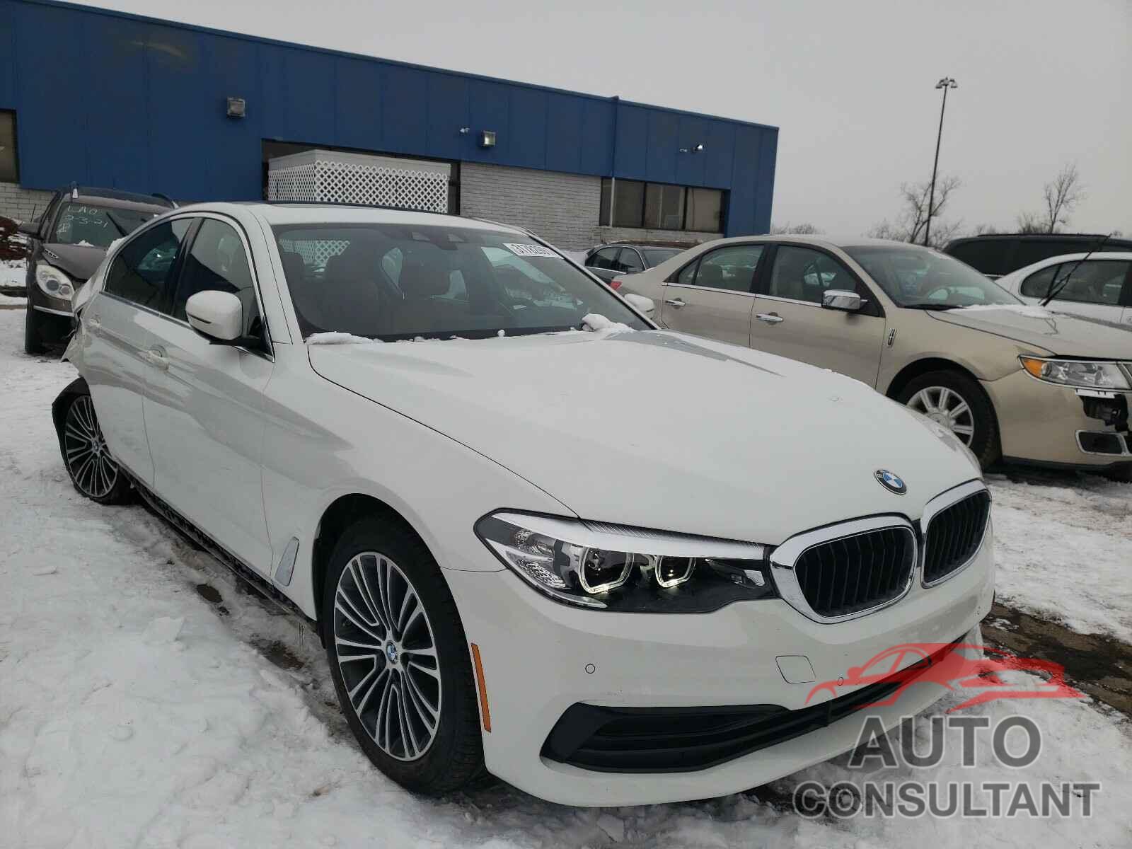 BMW 5 SERIES 2019 - WBAJA7C57KG910396