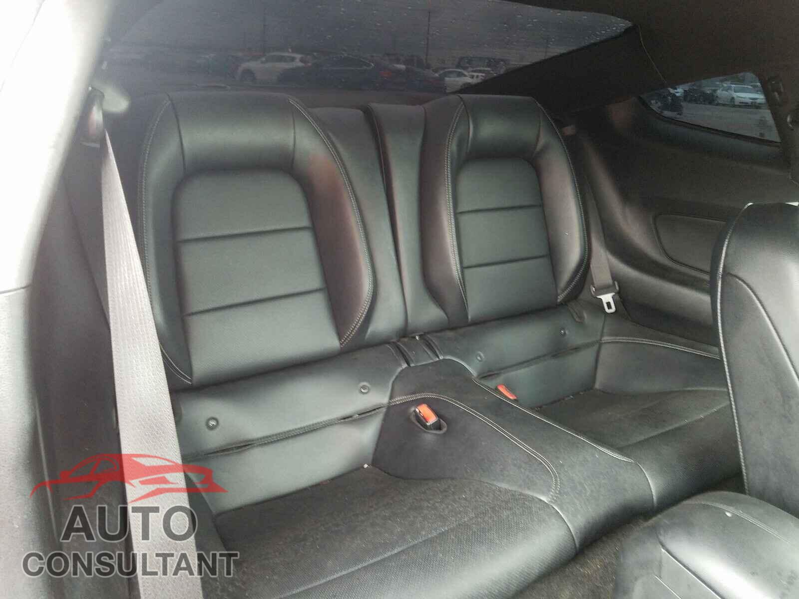 FORD MUSTANG 2017 - 1FA6P8TH2H5254934