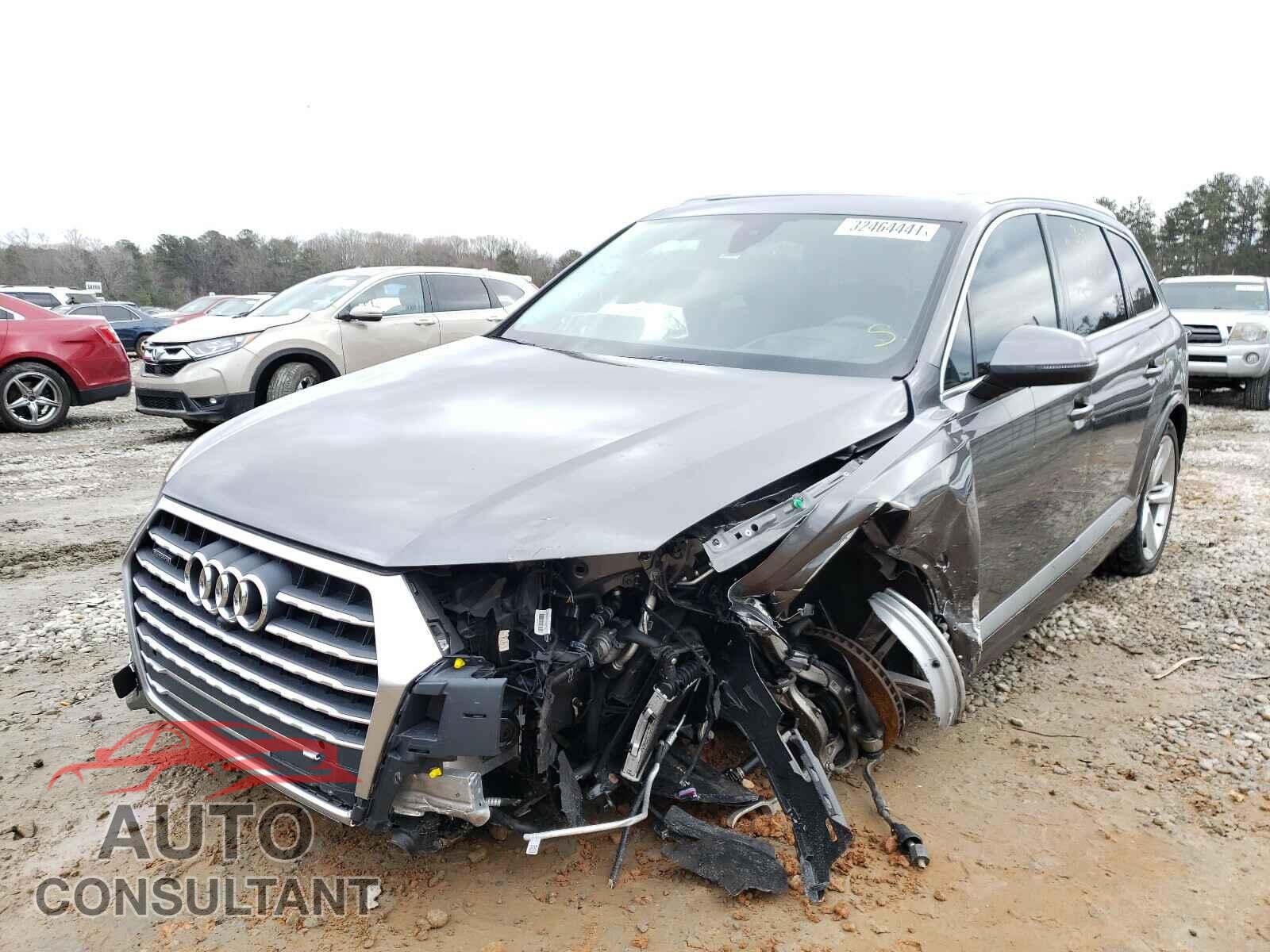 AUDI Q7 2019 - WA1VAAF78KD013081