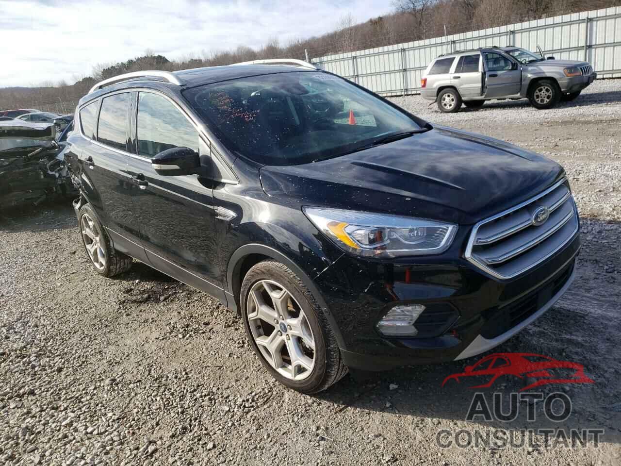 FORD ESCAPE 2018 - 1FMCU0J92JUC84901