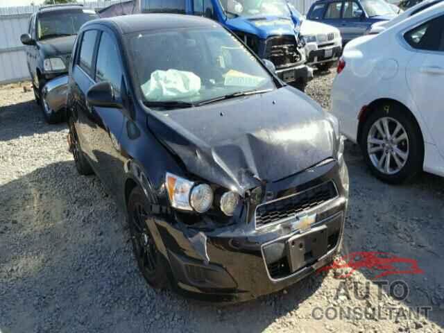 CHEVROLET SONIC 2016 - 1G1JC6SG7G4147968