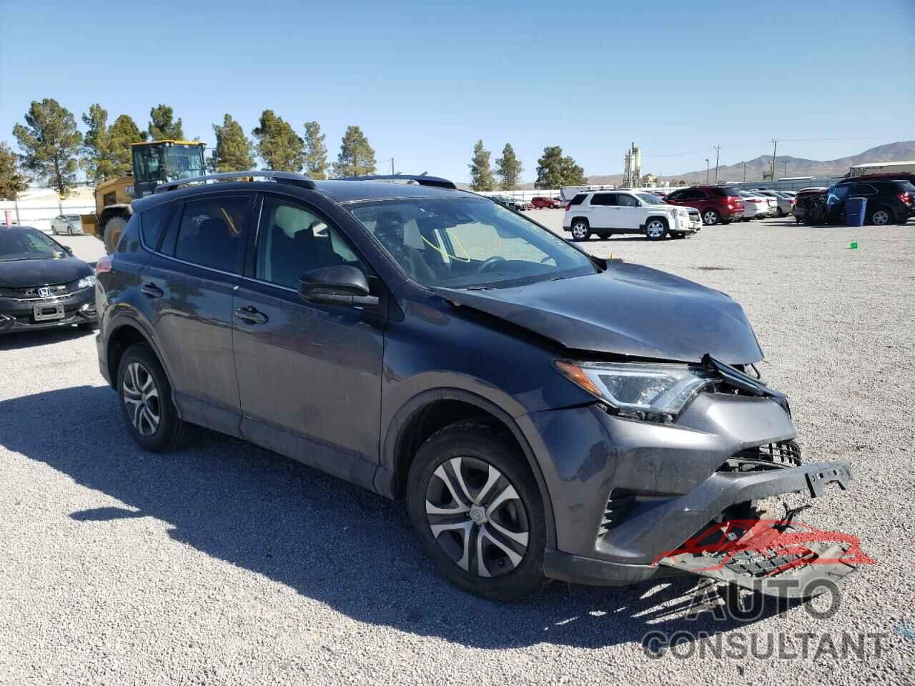 TOYOTA RAV4 2017 - JTMBFREV1HJ113588