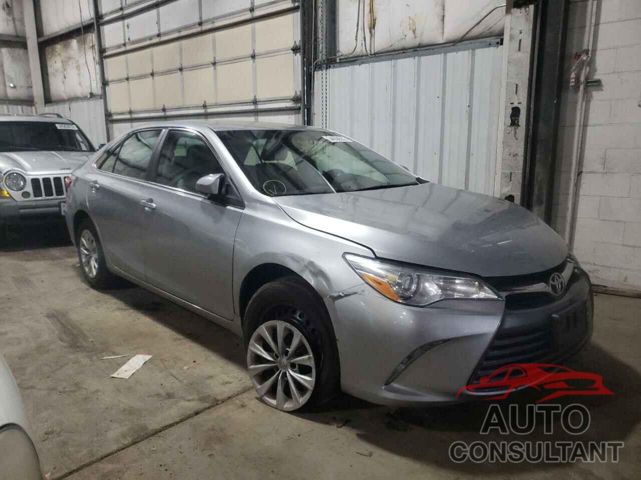 TOYOTA CAMRY 2016 - 4T4BF1FK0GR564080