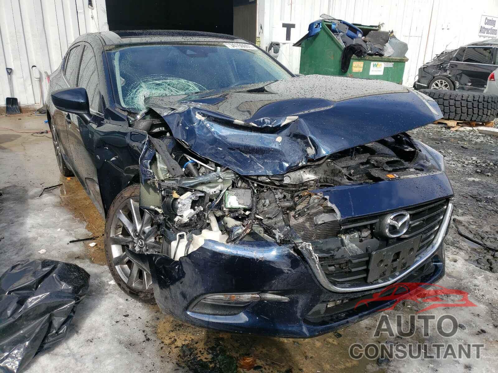 MAZDA 3 2018 - 3MZBN1V32JM173842