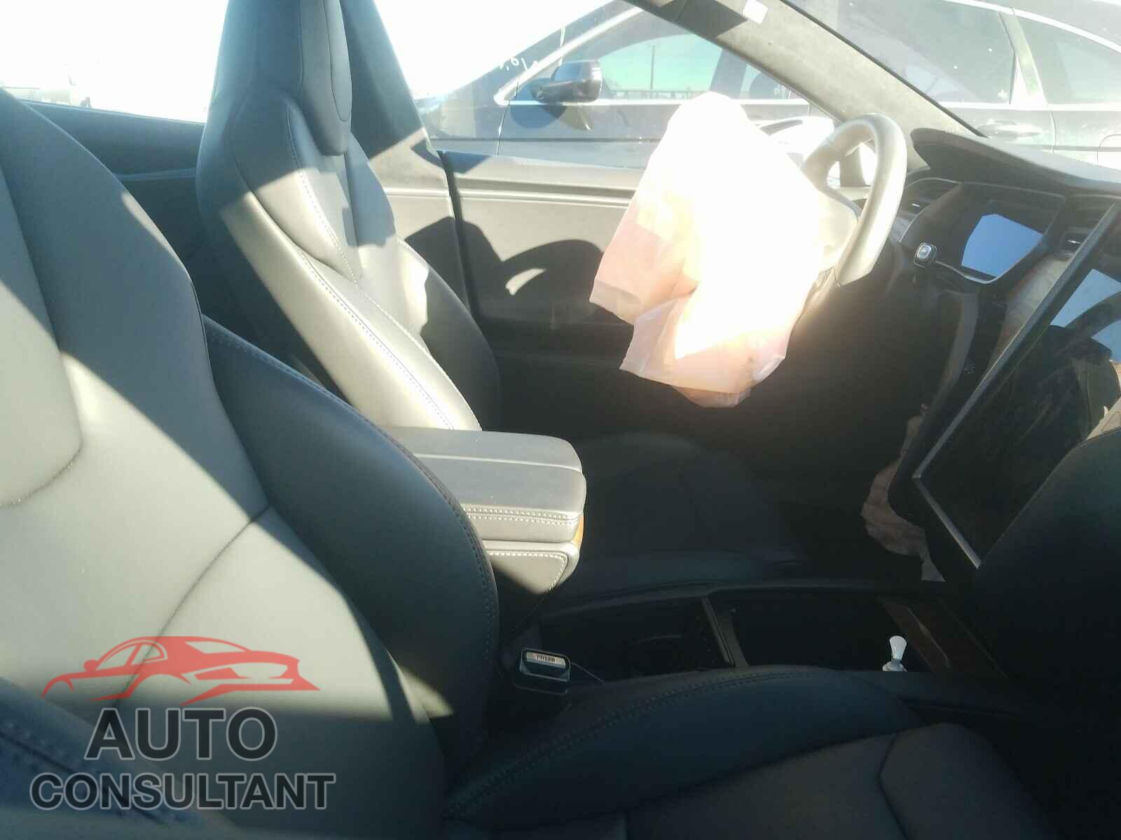 TESLA MODEL S 2018 - 5YJSA1E23JF287763