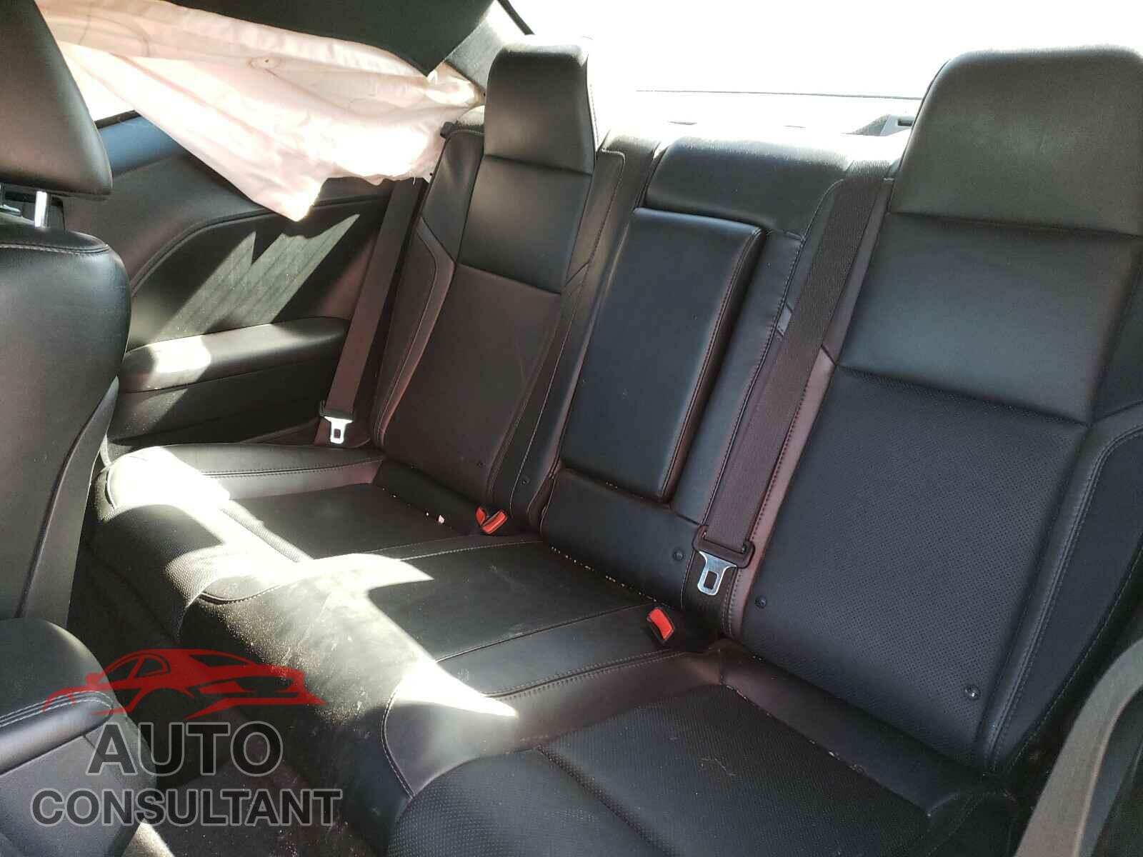 DODGE CHALLENGER 2018 - 5YFEPRAE9LP099007