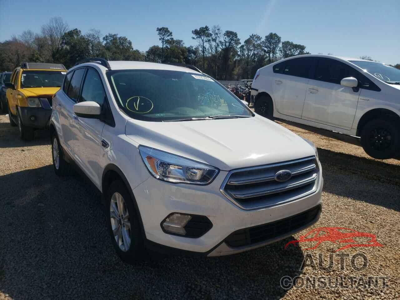 FORD ESCAPE 2018 - 1FMCU0GD6JUC88252