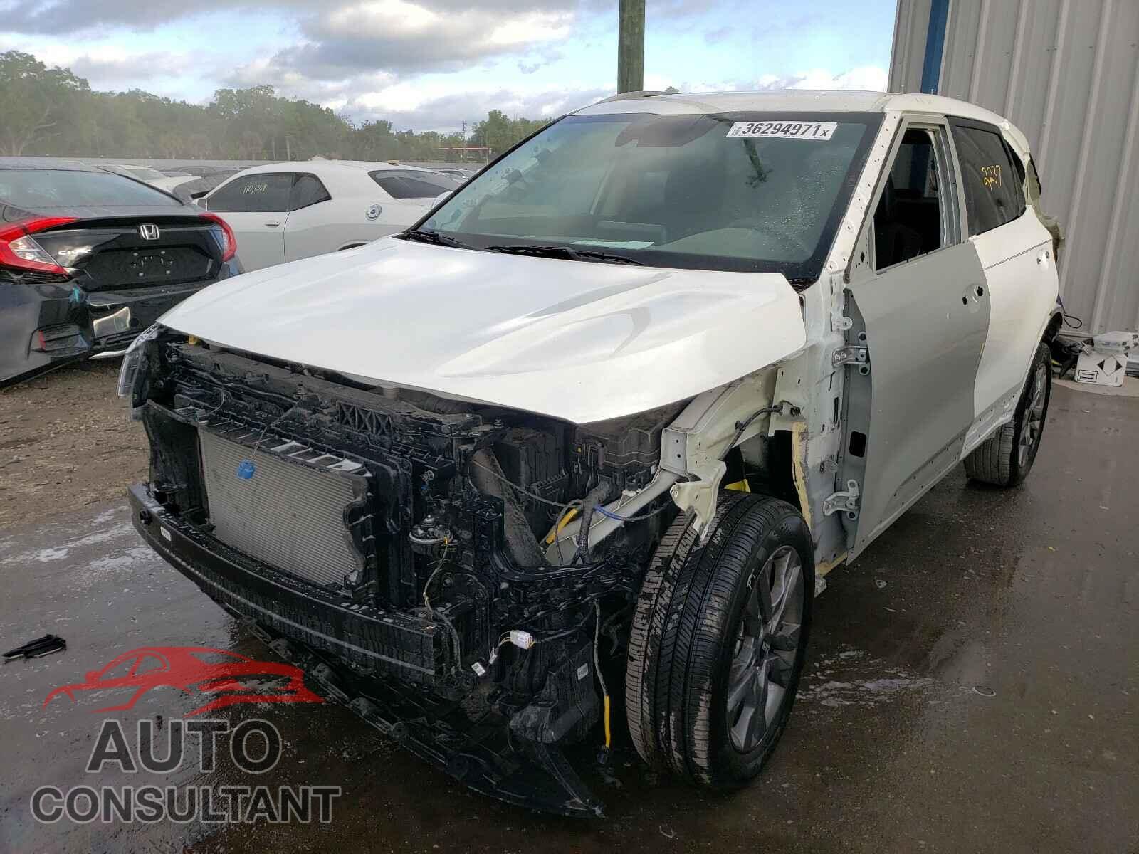 KIA SELTOS 2021 - KNDEU2AA5M7102811