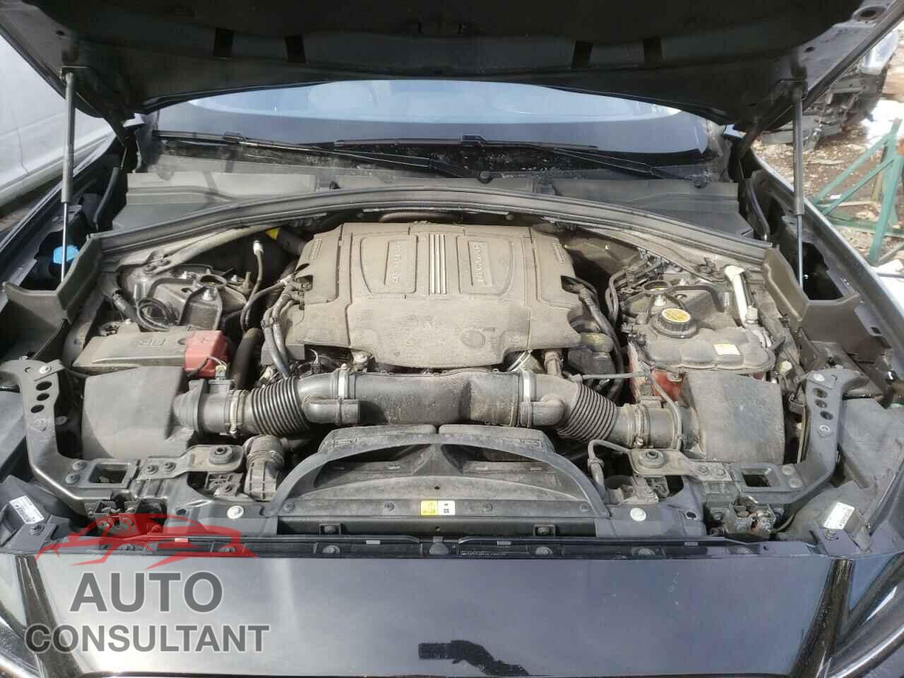 JAGUAR F-PACE 2017 - SADCJ2BV8HA092175