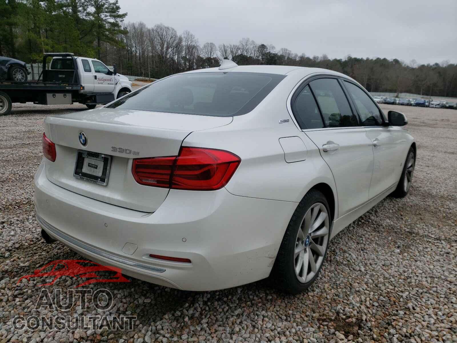 BMW 3 SERIES 2017 - WBA8E1C58HK895137
