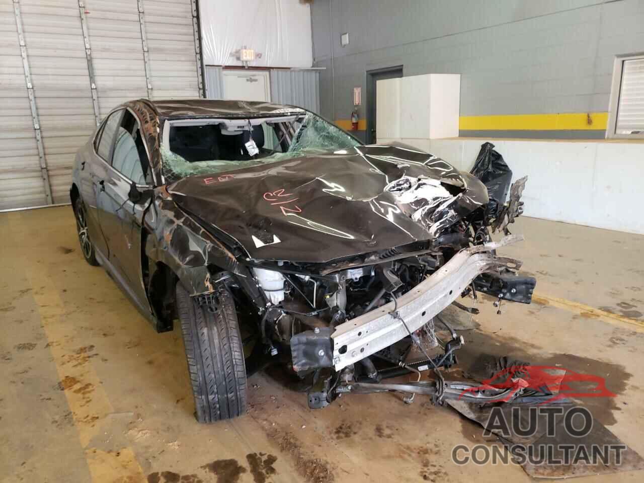 TOYOTA CAMRY 2021 - 4T1G11AK7MU520109