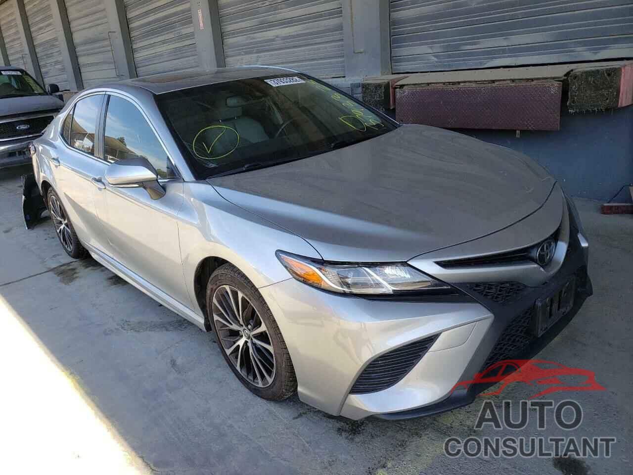 TOYOTA CAMRY 2018 - JTNB11HKXJ3040759