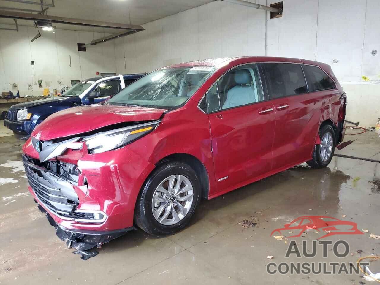 TOYOTA SIENNA 2021 - 5TDYSKFC4MS029918