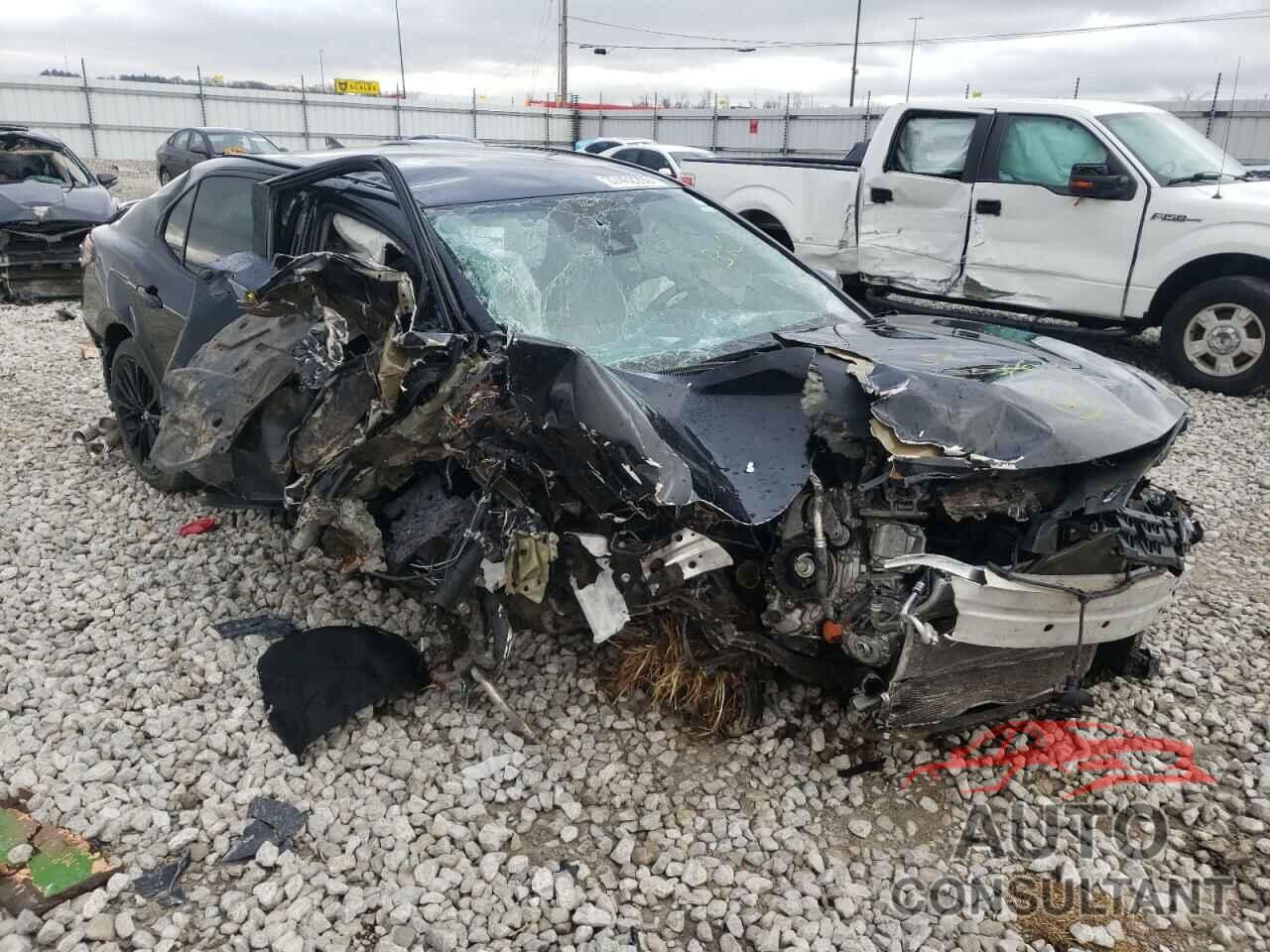 TOYOTA CAMRY 2019 - 4T1B11HK6KU288101