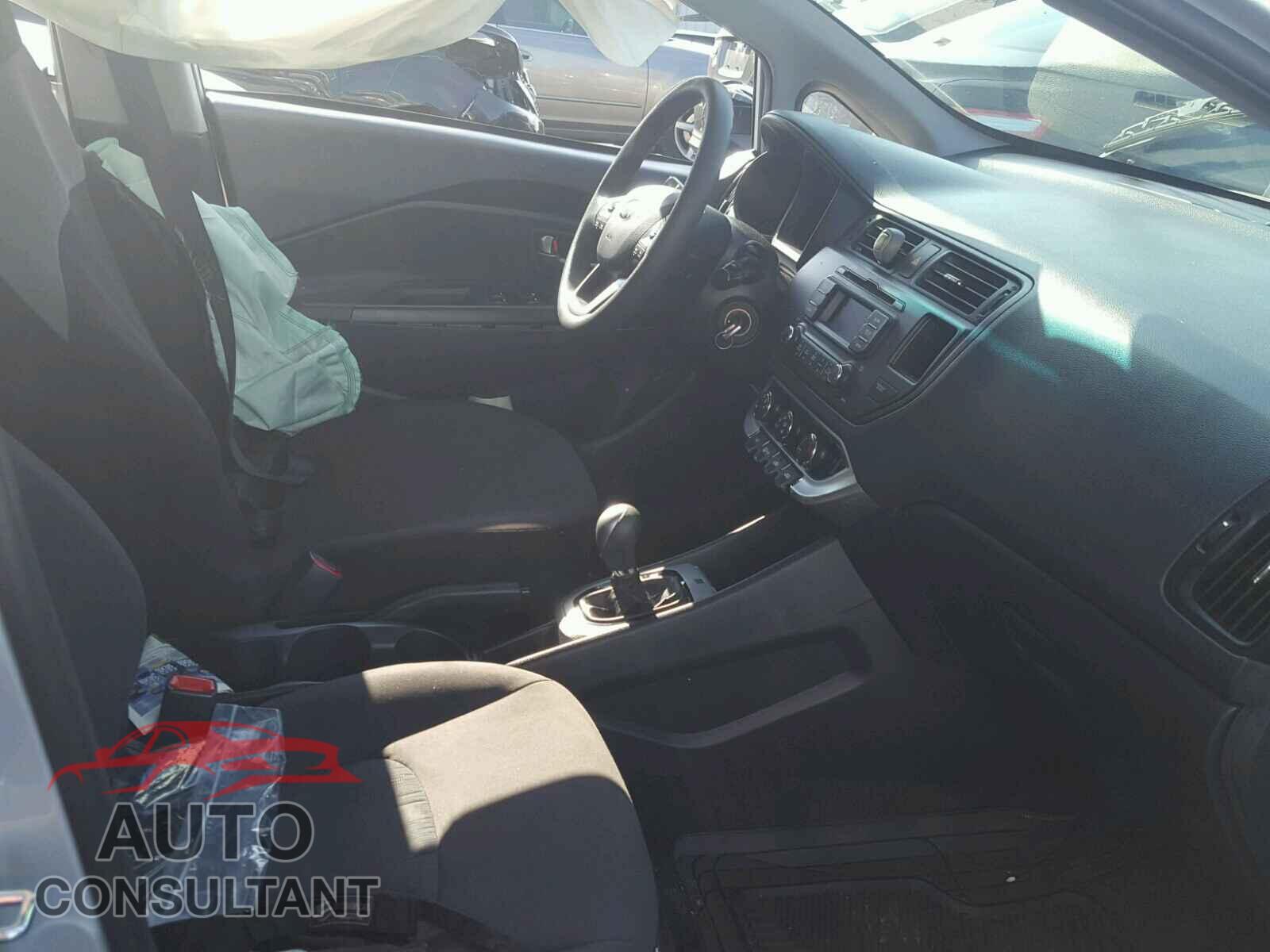 KIA RIO 2015 - KNADM4A34F6489737