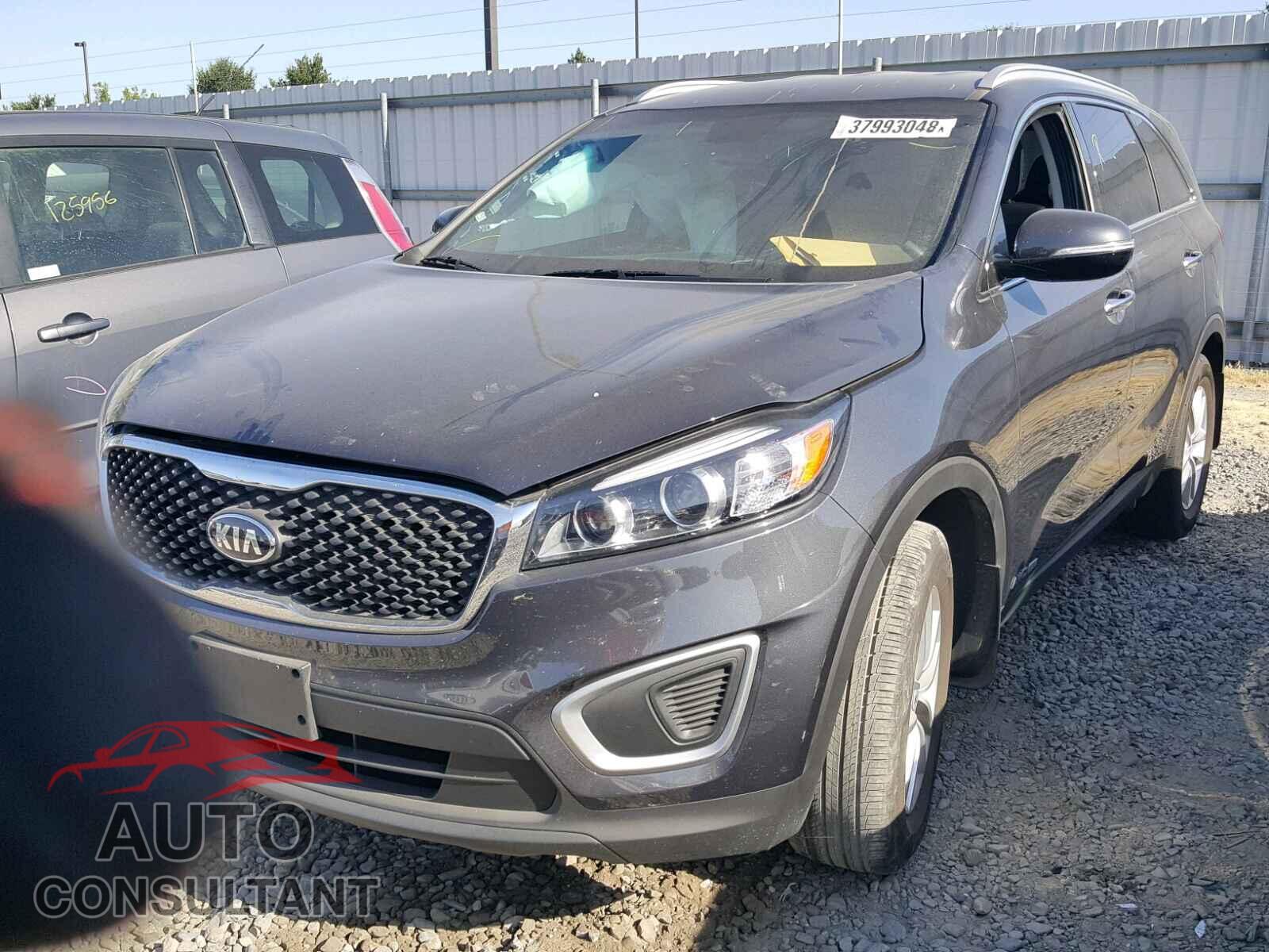KIA SORENTO LX 2017 - 5XYPGDA52HG307428
