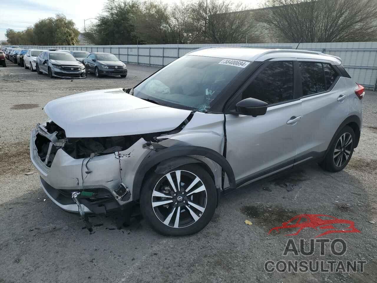 NISSAN KICKS 2018 - 3N1CP5CU6JL521168