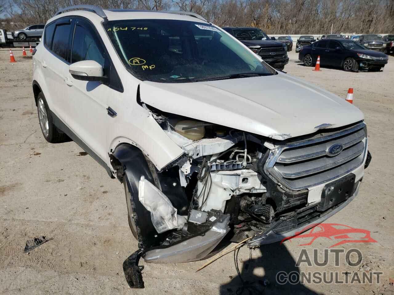 FORD ESCAPE 2019 - 1FMCU0J90KUA04748