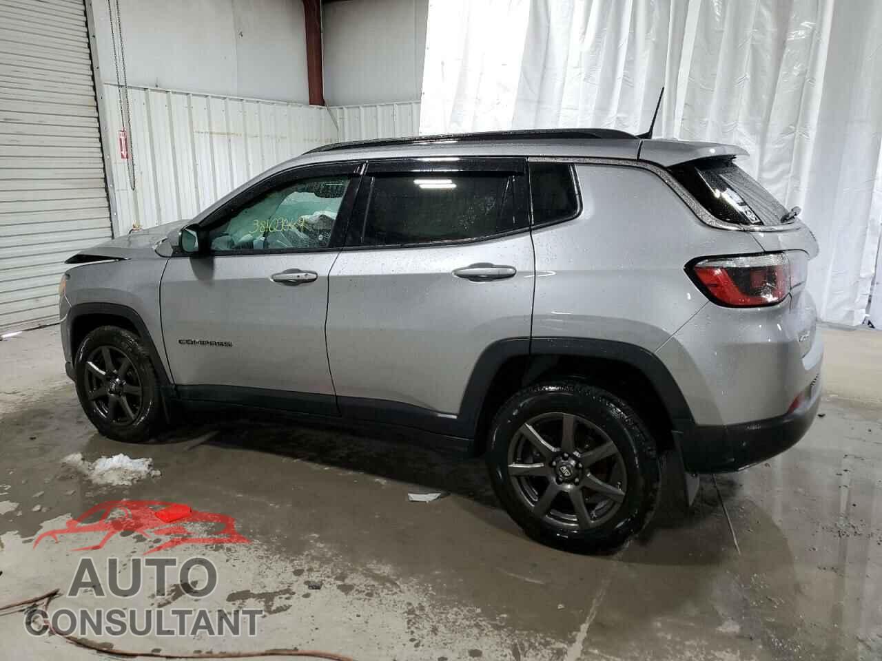 JEEP COMPASS 2018 - 3C4NJDBB3JT436810