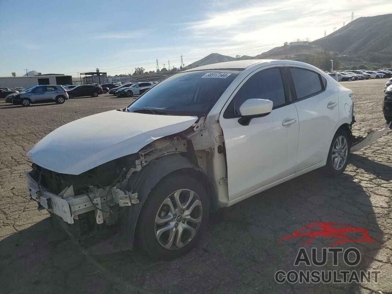 TOYOTA YARIS 2017 - 3MYDLBYV0HY168650