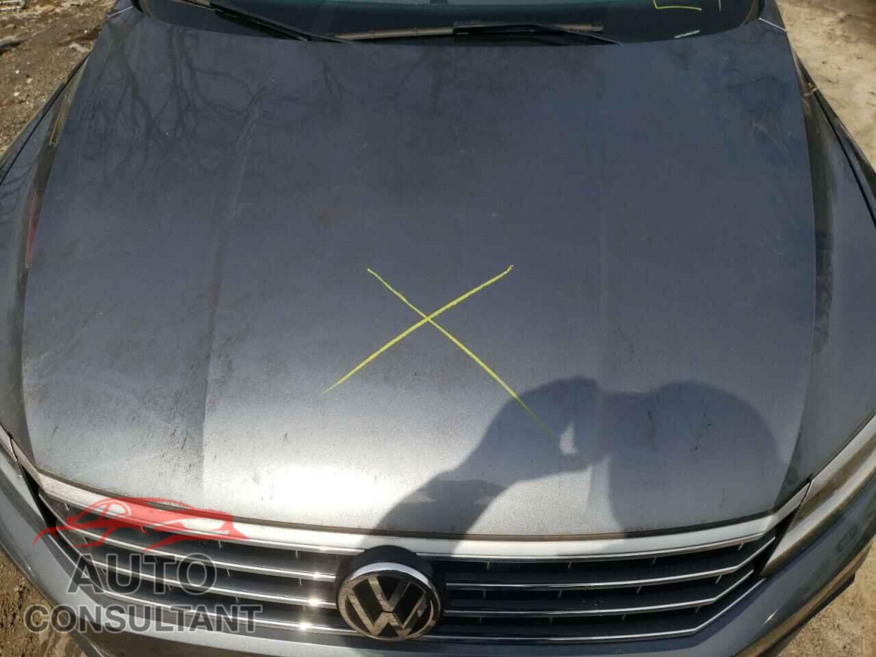 VOLKSWAGEN PASSAT 2017 - 1VWCT7A39HC016629