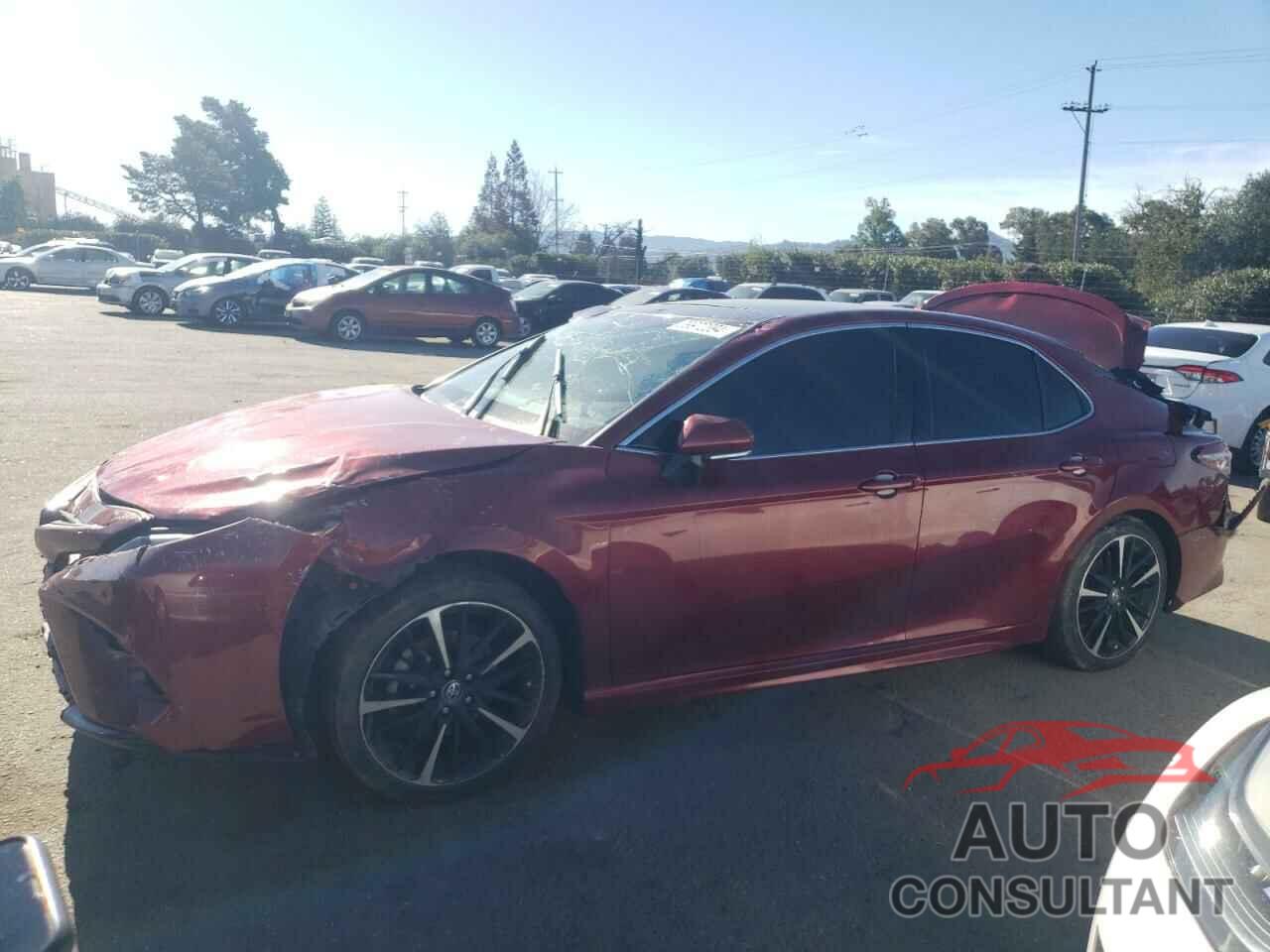 TOYOTA CAMRY 2018 - 4T1B61HK4JU660907