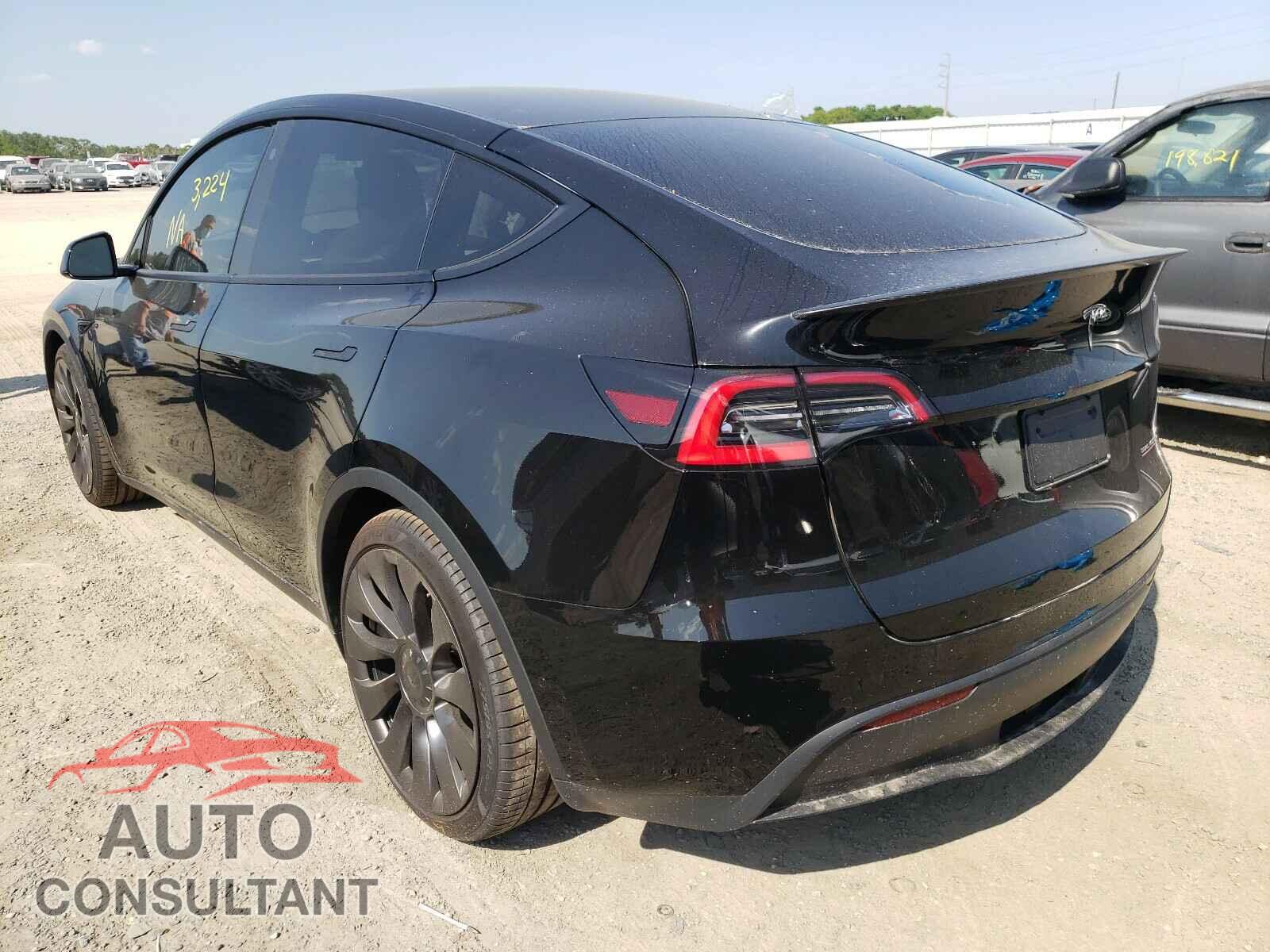 TESLA MODEL Y 2021 - 5YJYGDEF5MF079174