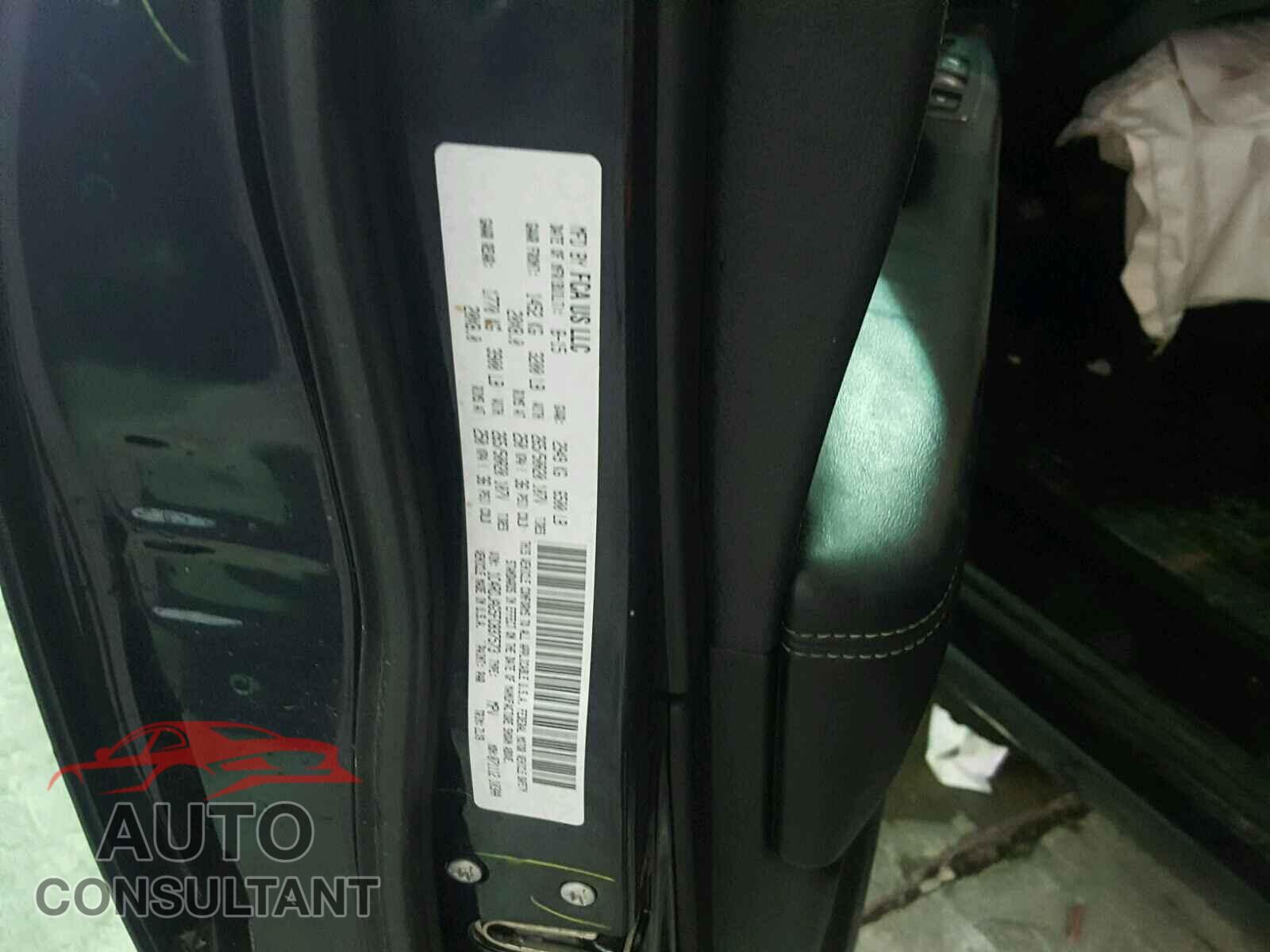 DODGE DURANGO SXT 2015 - 1C4RDJAG5FC837573