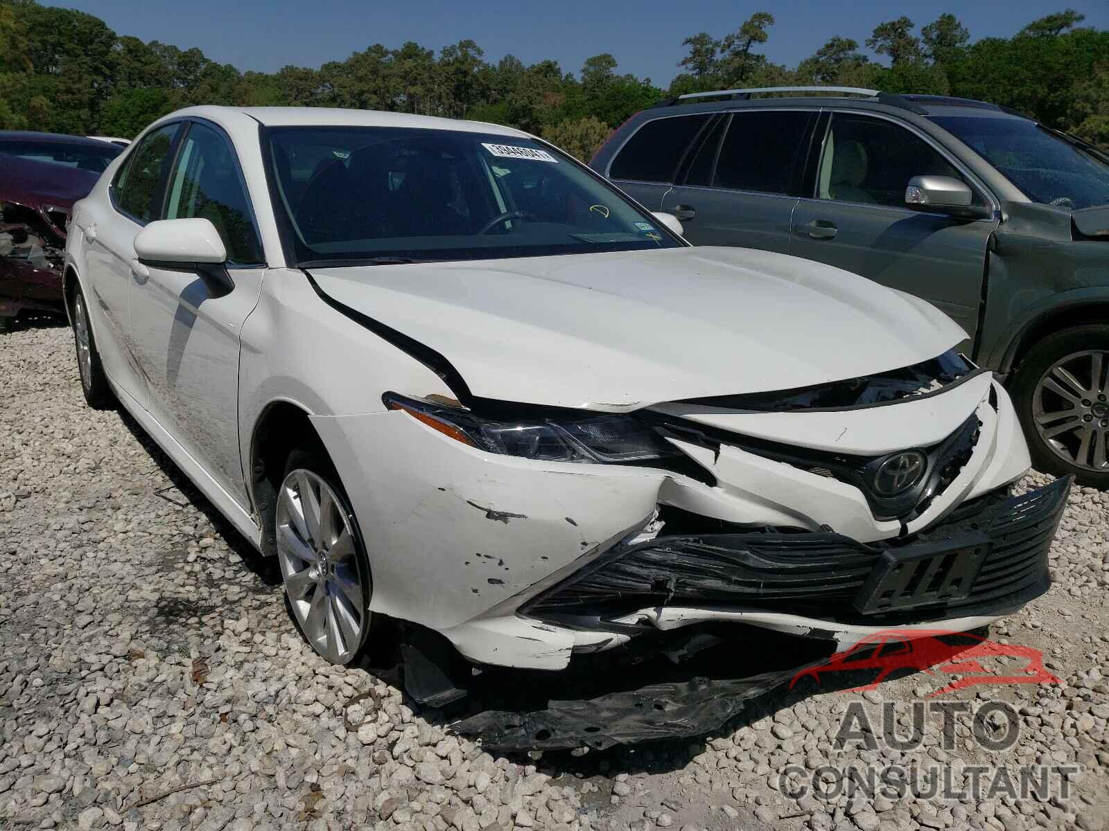 TOYOTA CAMRY 2019 - 4T1B11HK1KU285431