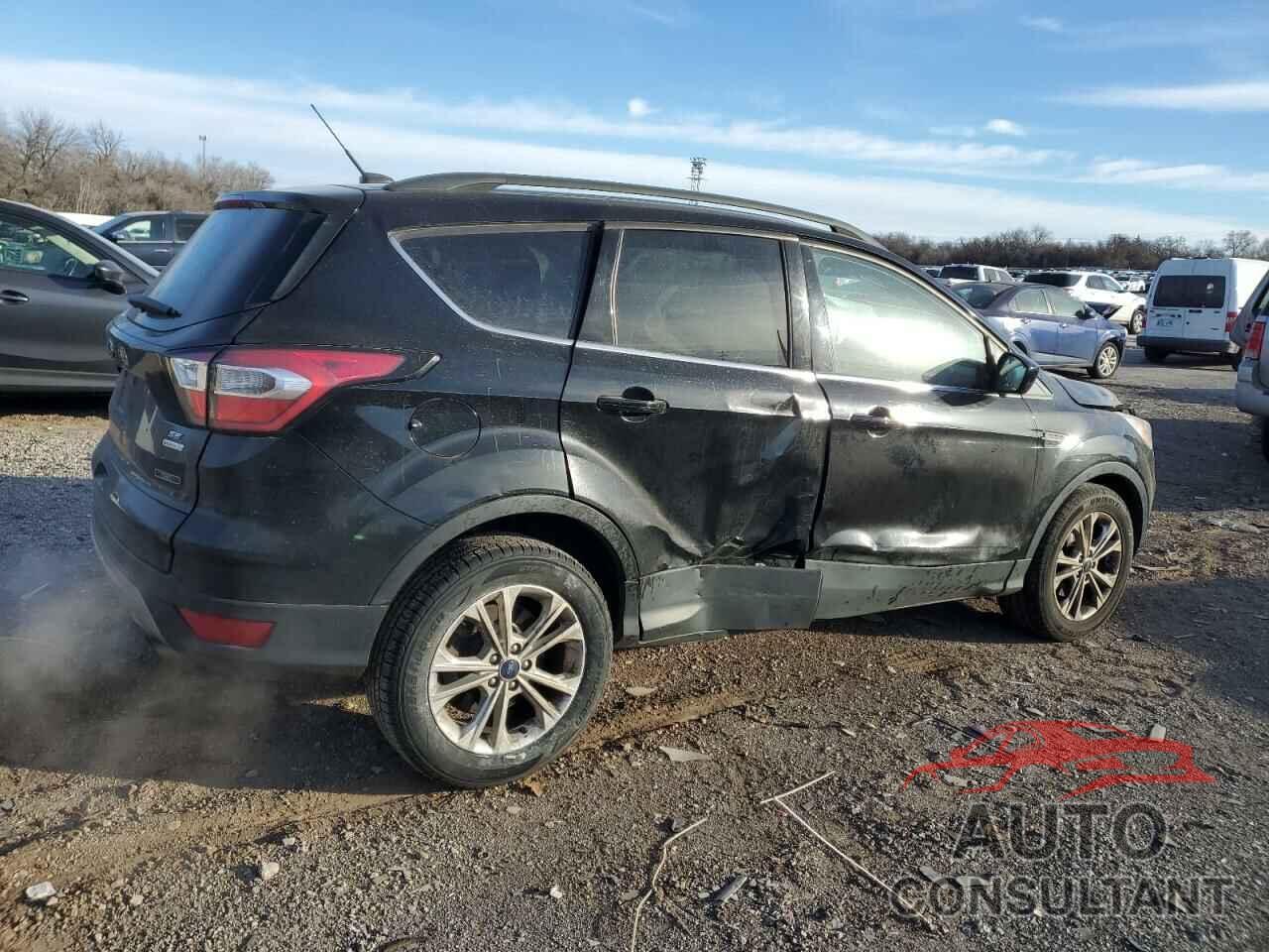 FORD ESCAPE 2017 - 1FMCU0GD6HUC23346